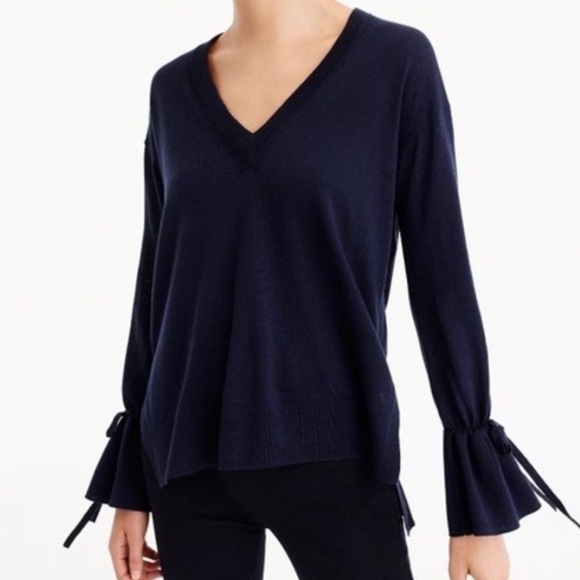 J.CREW NAVY 100% MERINO WOOL V-NECK SWEATER WITH TIE BELL SLEEVES WOMEN’S SMALL - Picture 1 of 9